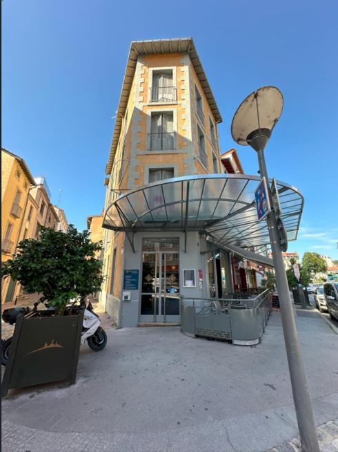 Dyke Hotel Le Puy-en-Velay المظهر الخارجي الصورة